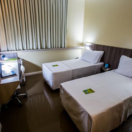 Slim Cuiaba Aeroporto Hotel Exterior photo