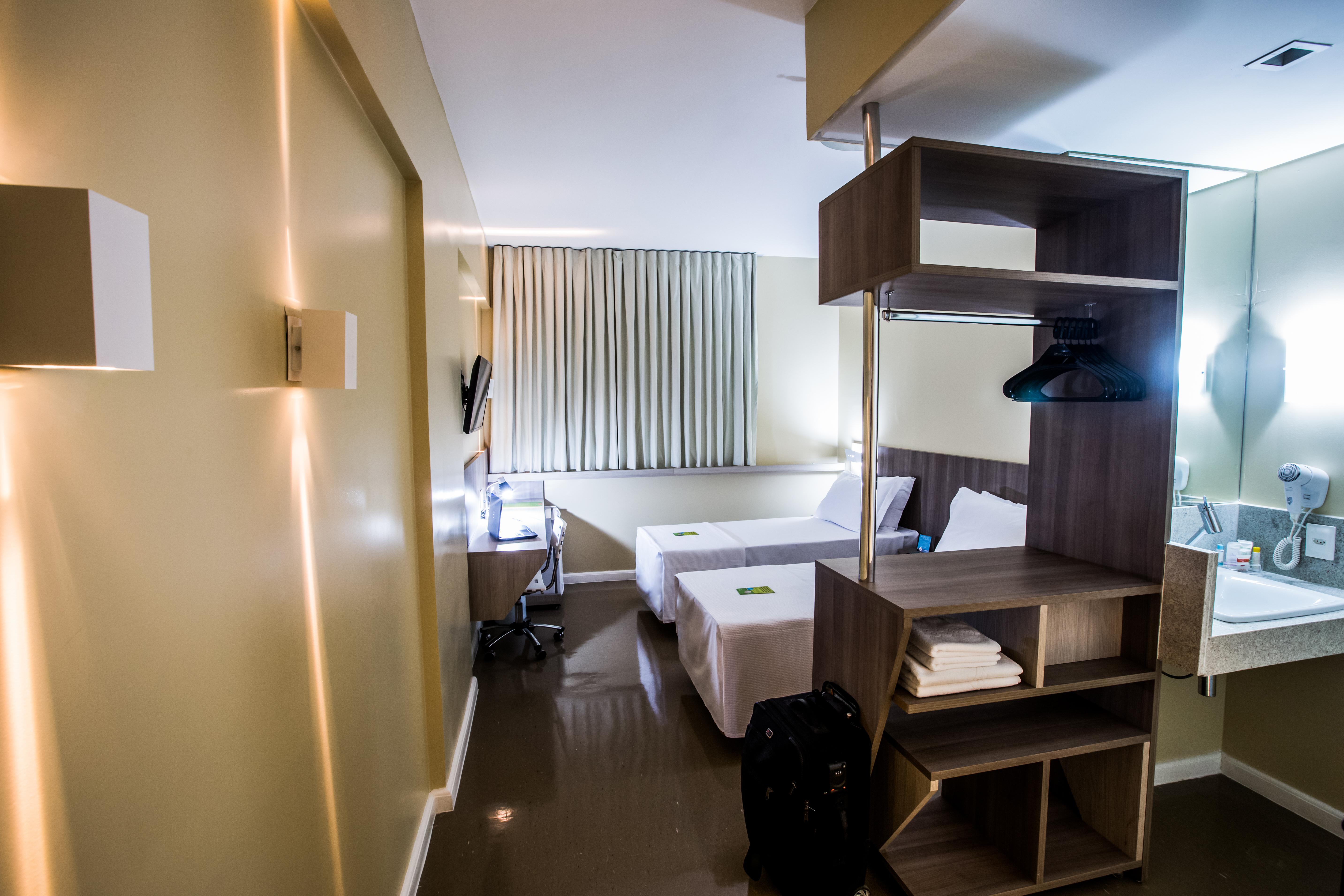 Slim Cuiaba Aeroporto Hotel Exterior photo