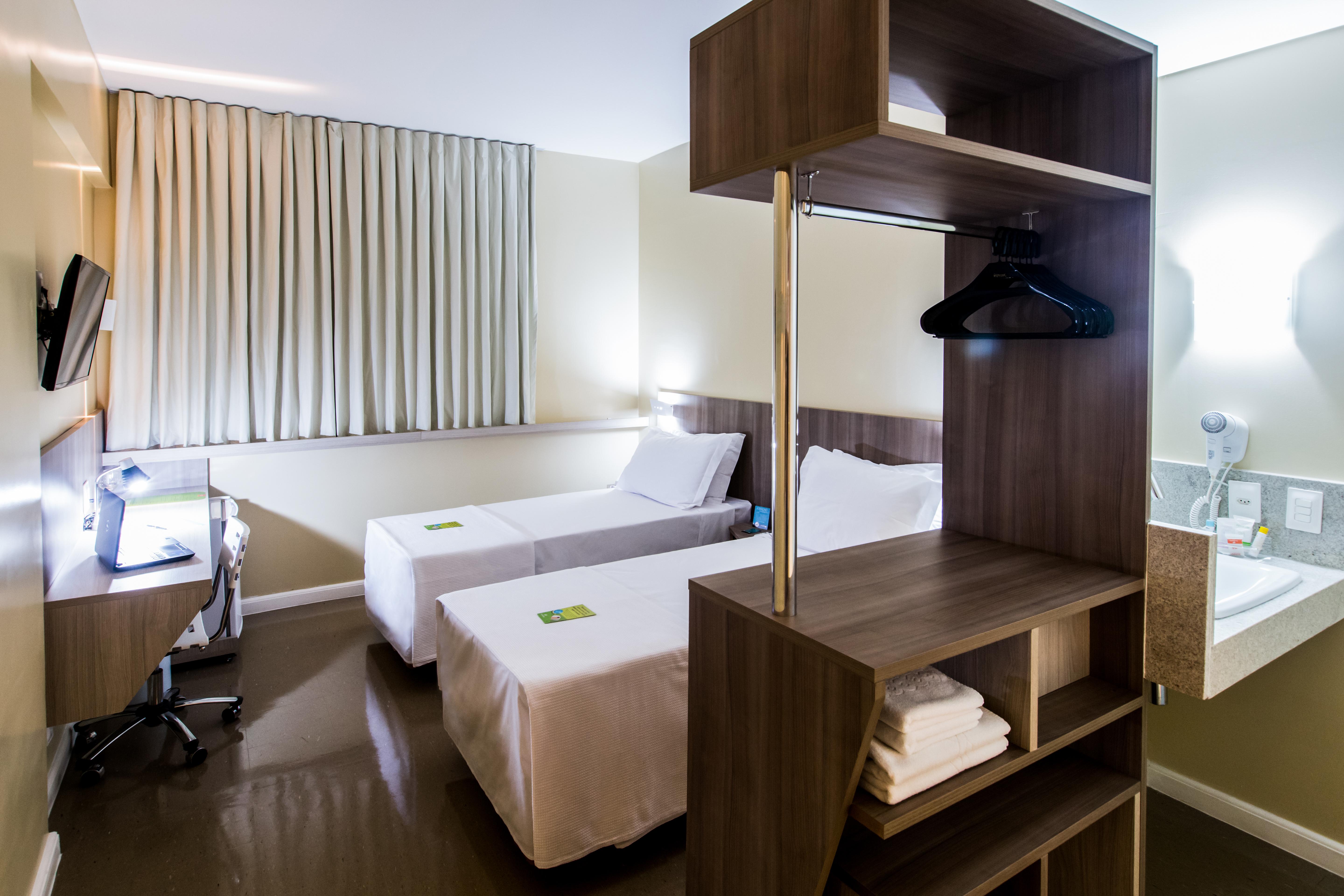 Slim Cuiaba Aeroporto Hotel Exterior photo